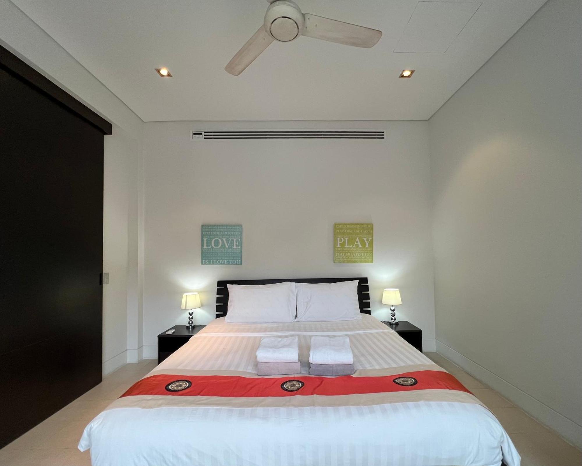Baan Yamu Residences Pa Khlok Bagian luar foto
